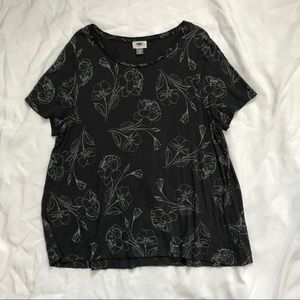 Flowy t shirt